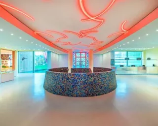 Culturele mobiliteit - Groninger Museum - het gebouw - trap mendini